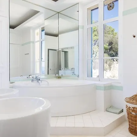Oneiro, Vue Imprenable A Villa *