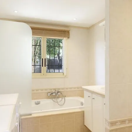 Villa Oneiro, Vue Imprenable A *