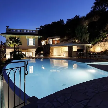 Villa Oneiro, Vue Imprenable A *
